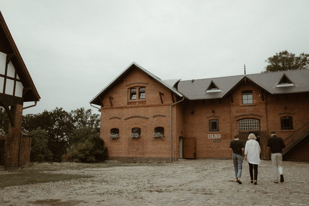 stodoła folwarku w wąsowie