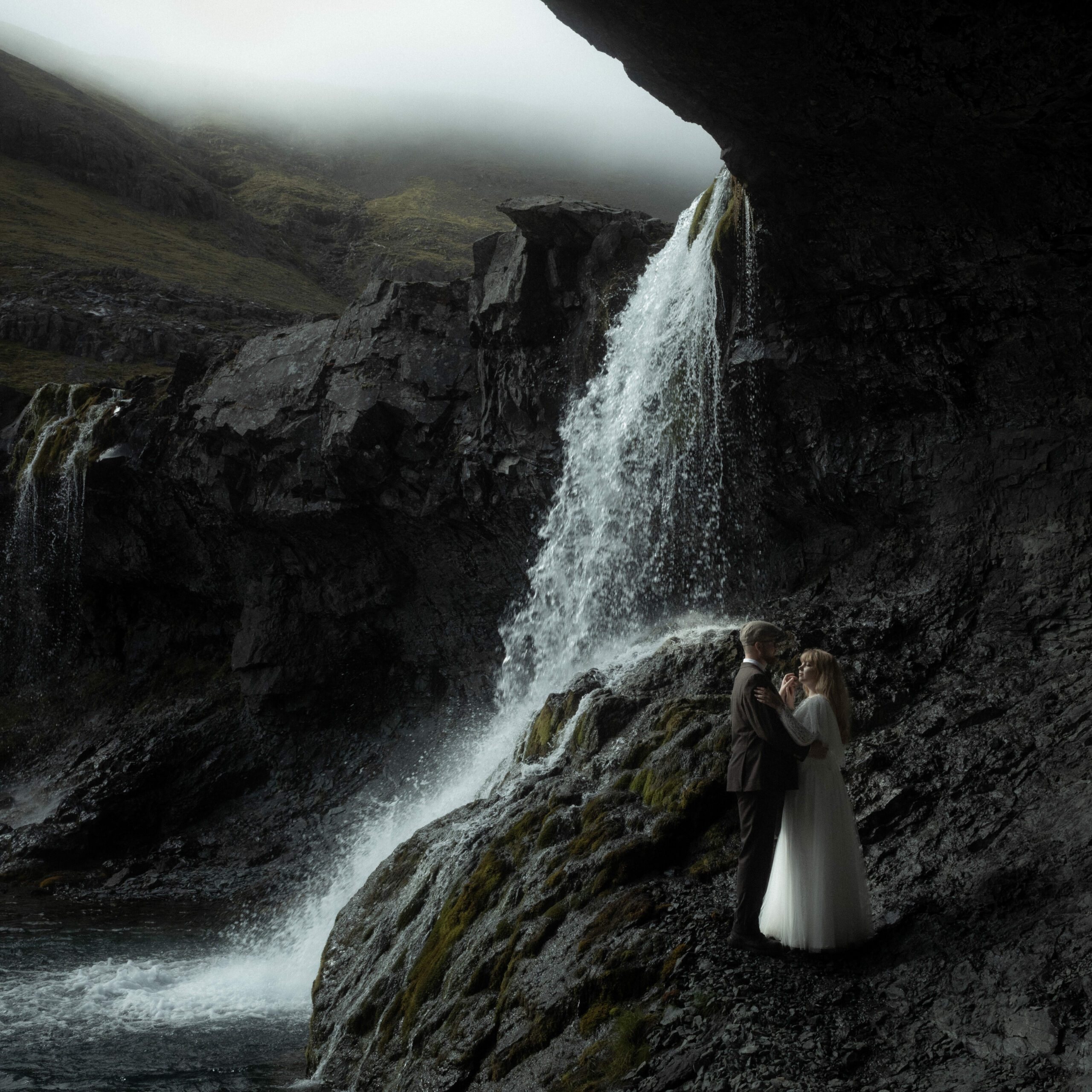 Skógafoss elopement wedding photography