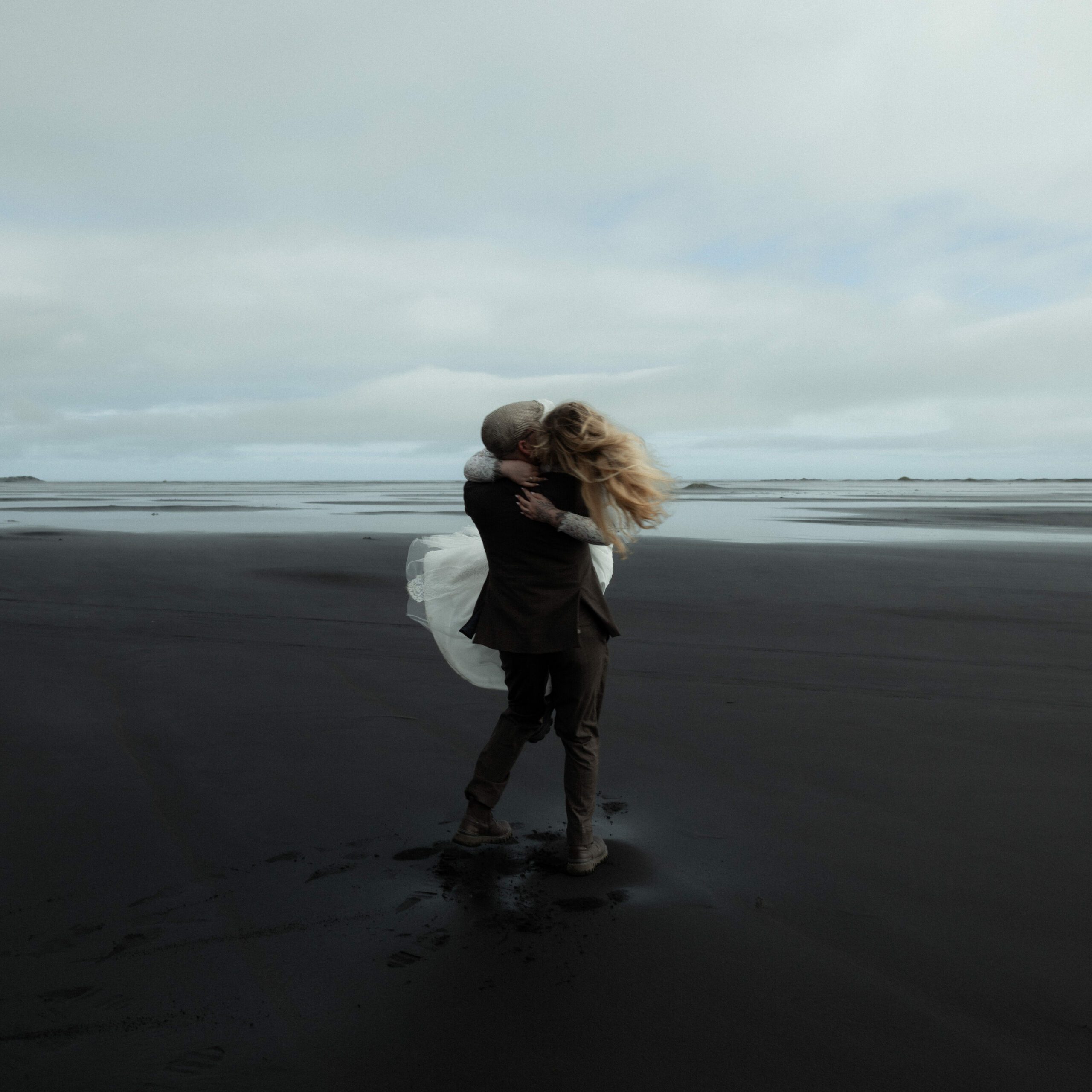 Skógafoss elopement wedding photography