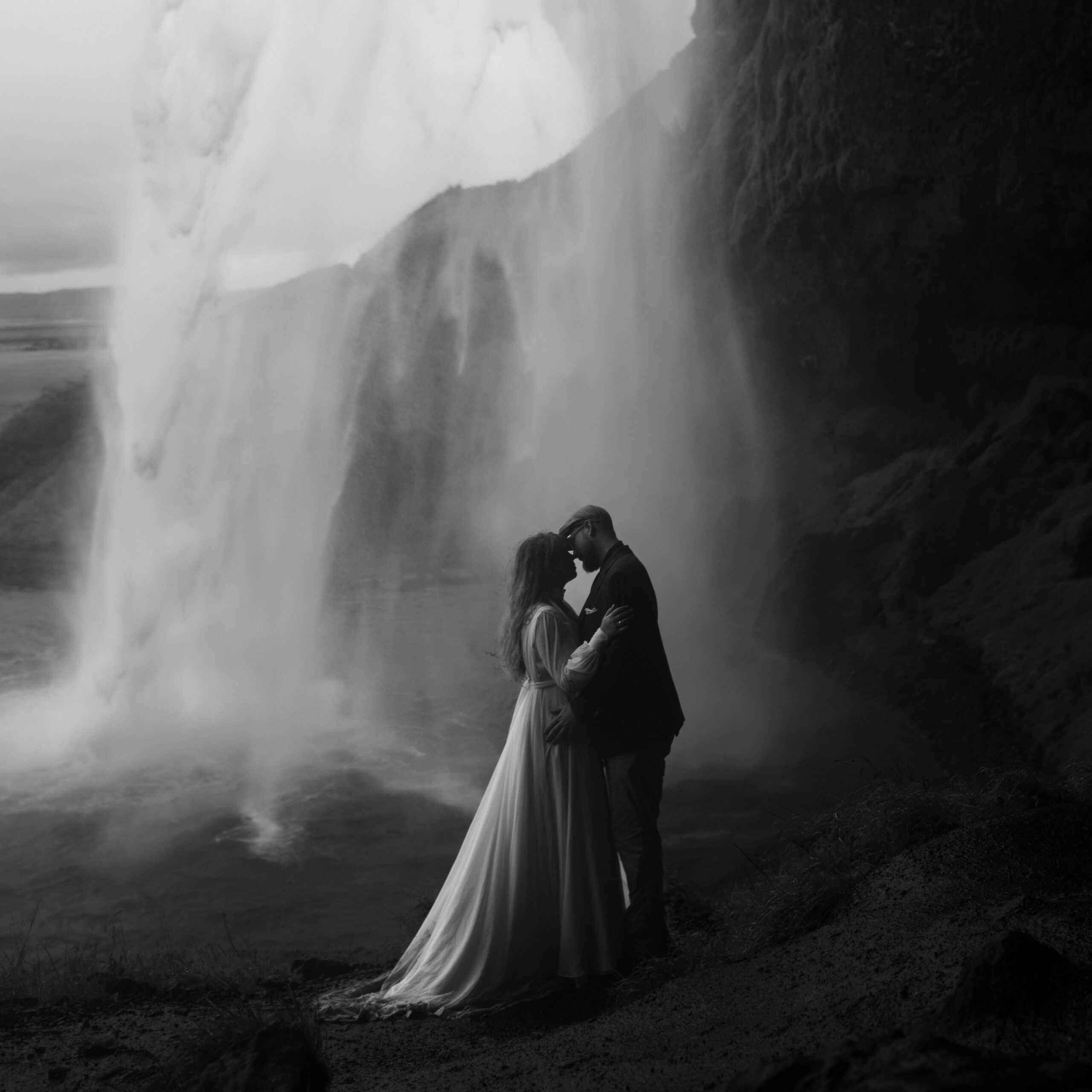 Skógafoss elopement wedding photography